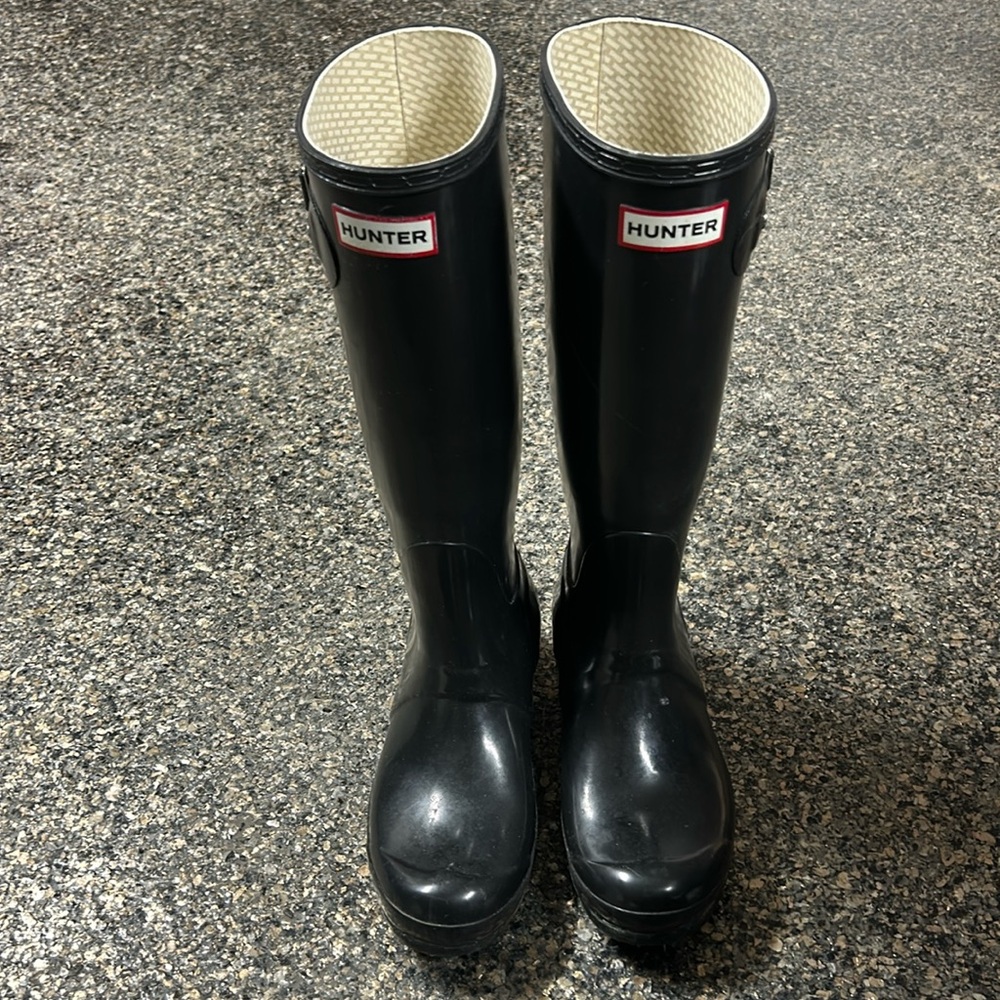 Hunter tall boots. Womens size 7.